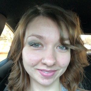 Meet your Posher, Felecia